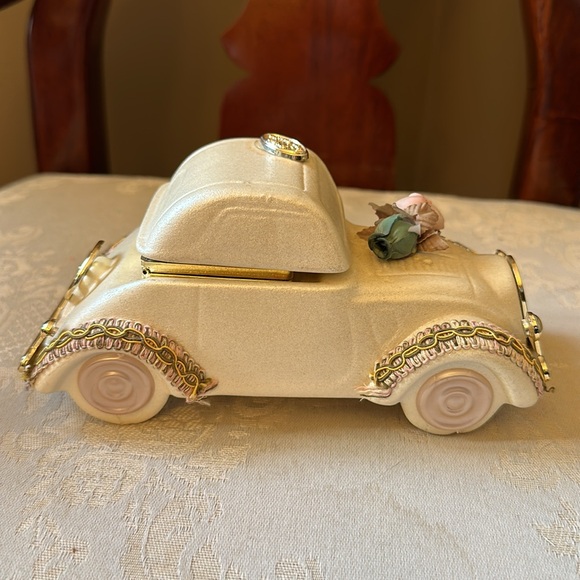 Italceramica Creazioni Exclusive made in Italy Lady Carolin ceramic trinket box - Picture 5 of 12